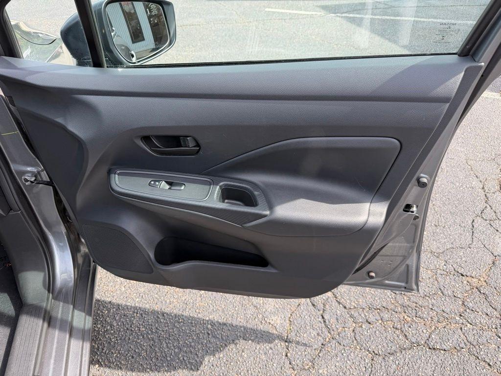 Nissan Versa S CVT 2024