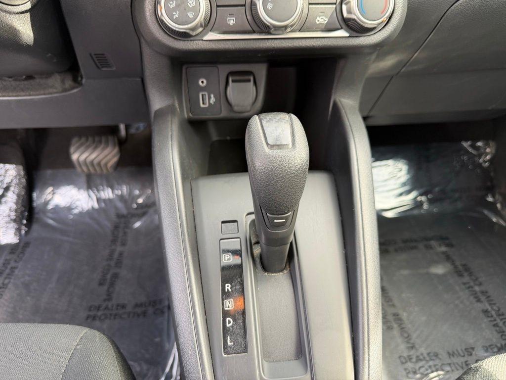 Nissan Versa S CVT 2024
