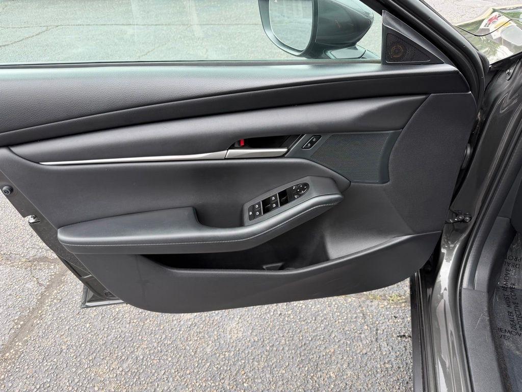 Mazda MAZDA3 Select 2023