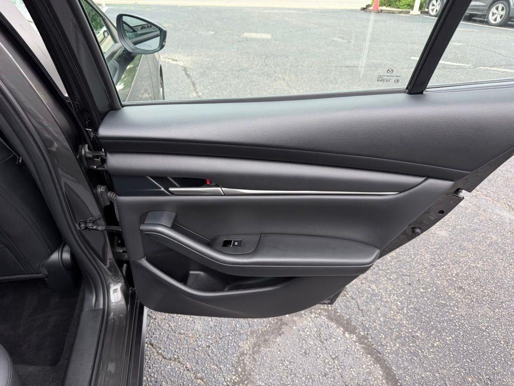 Mazda MAZDA3 Select 2023