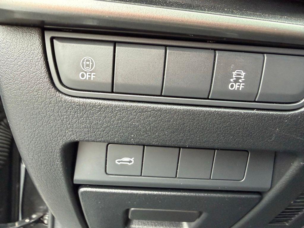 Mazda MAZDA3 Select 2023