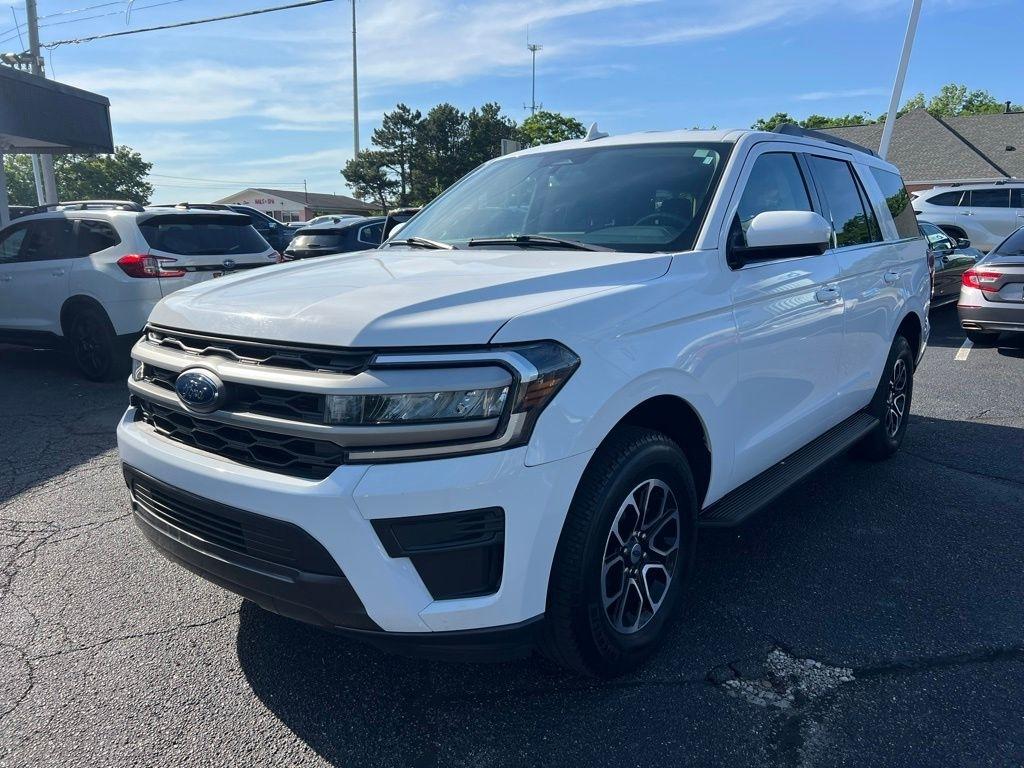 Ford Expedition XLT 4WD 2024