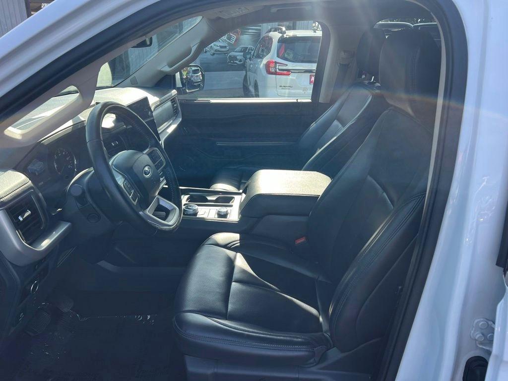 Ford Expedition XLT 4WD 2024