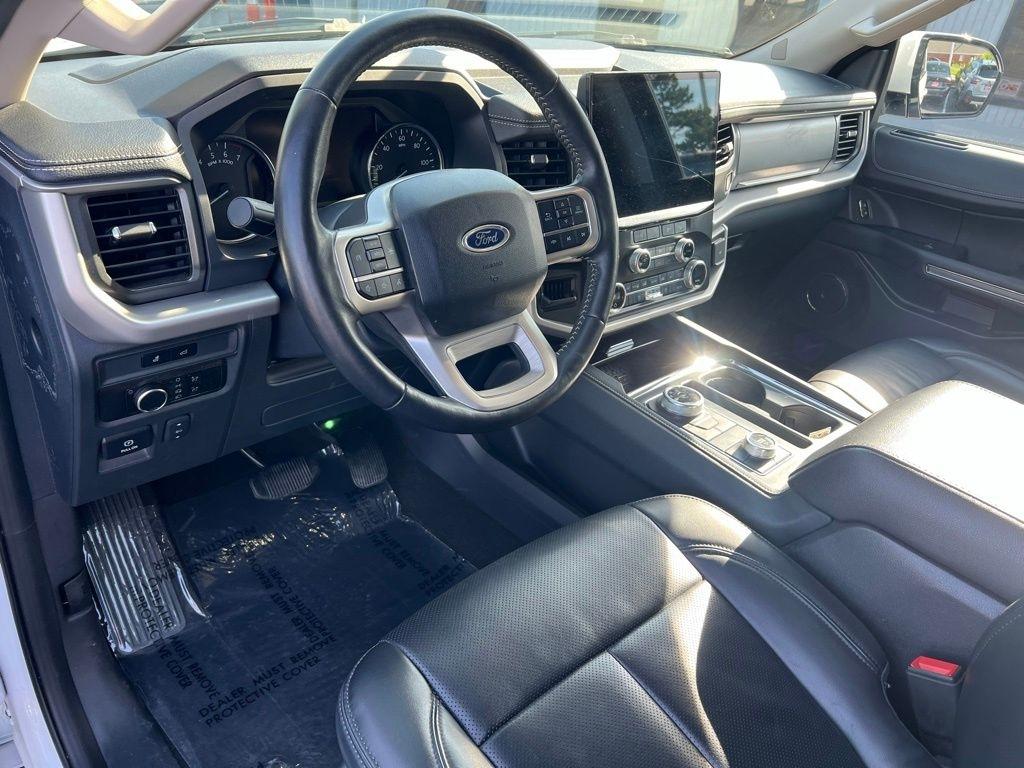 Ford Expedition XLT 4WD 2024