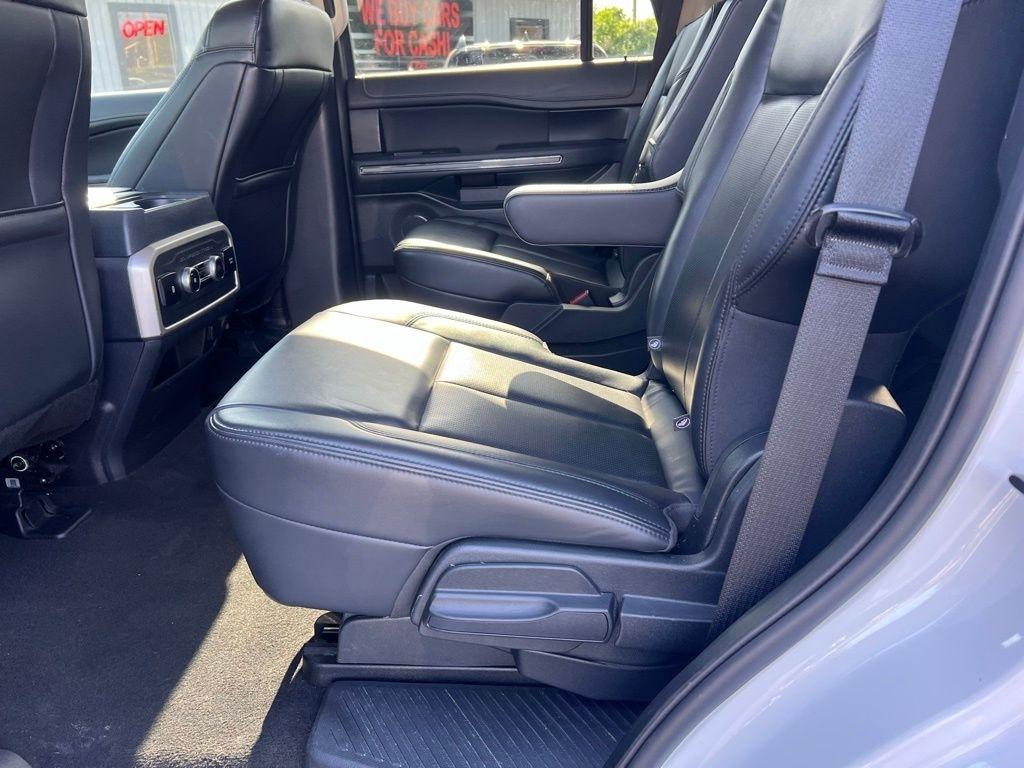 Ford Expedition XLT 4WD 2024