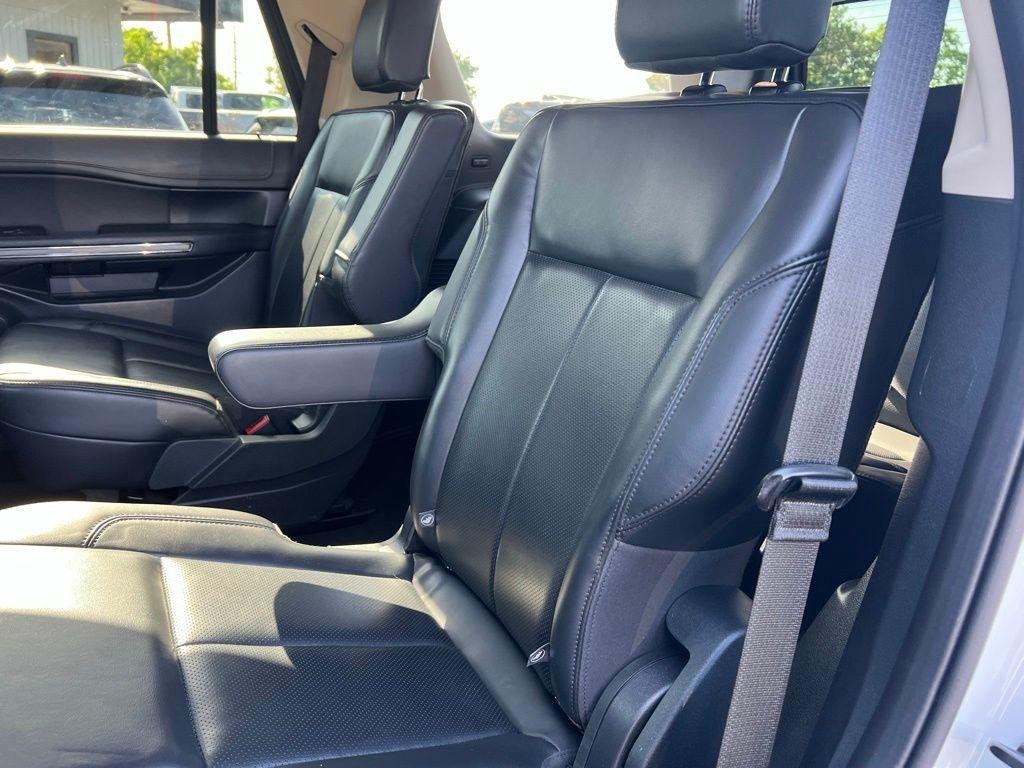 Ford Expedition XLT 4WD 2024