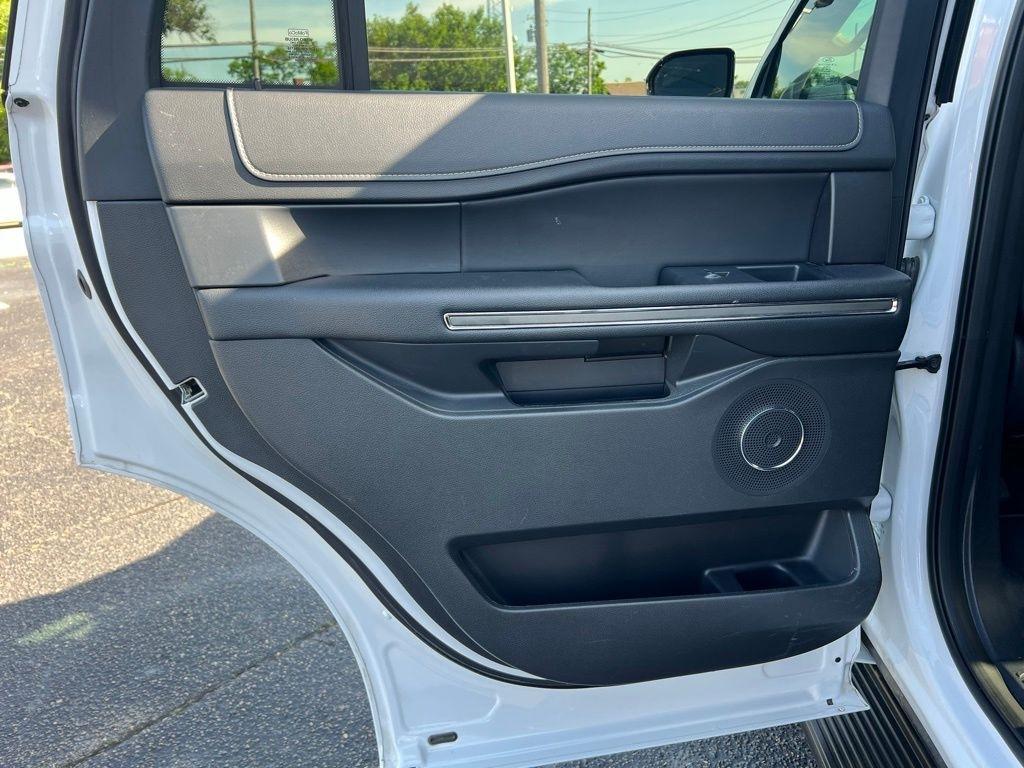 Ford Expedition XLT 4WD 2024