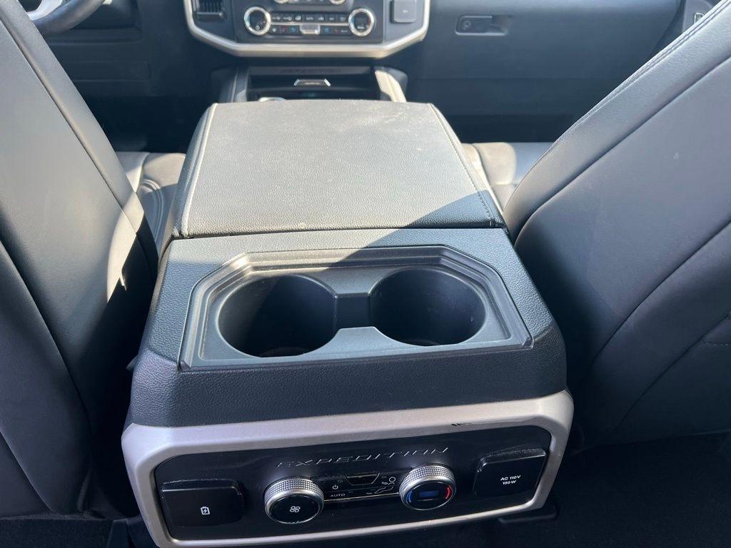 Ford Expedition XLT 4WD 2024