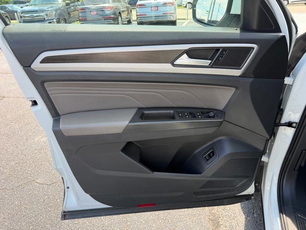 Volkswagen Atlas V6 SE w/Technology 4MOTION 2022
