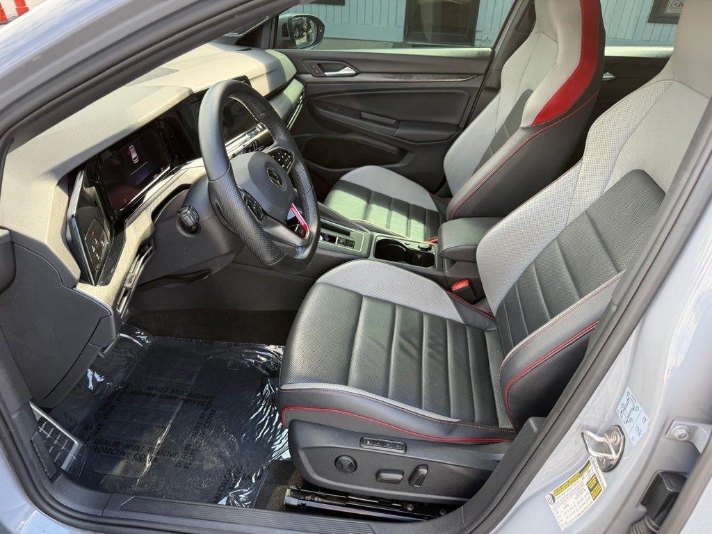 Volkswagen Golf GTI Autobahn 7A 2022