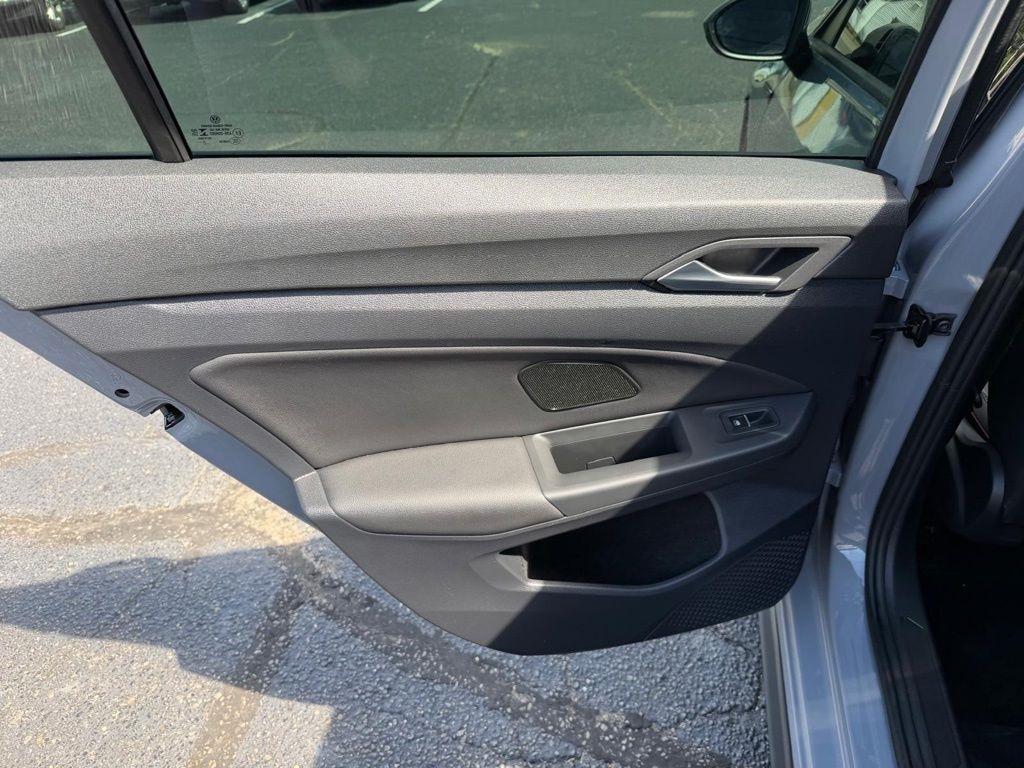 Volkswagen Golf GTI Autobahn 7A 2022