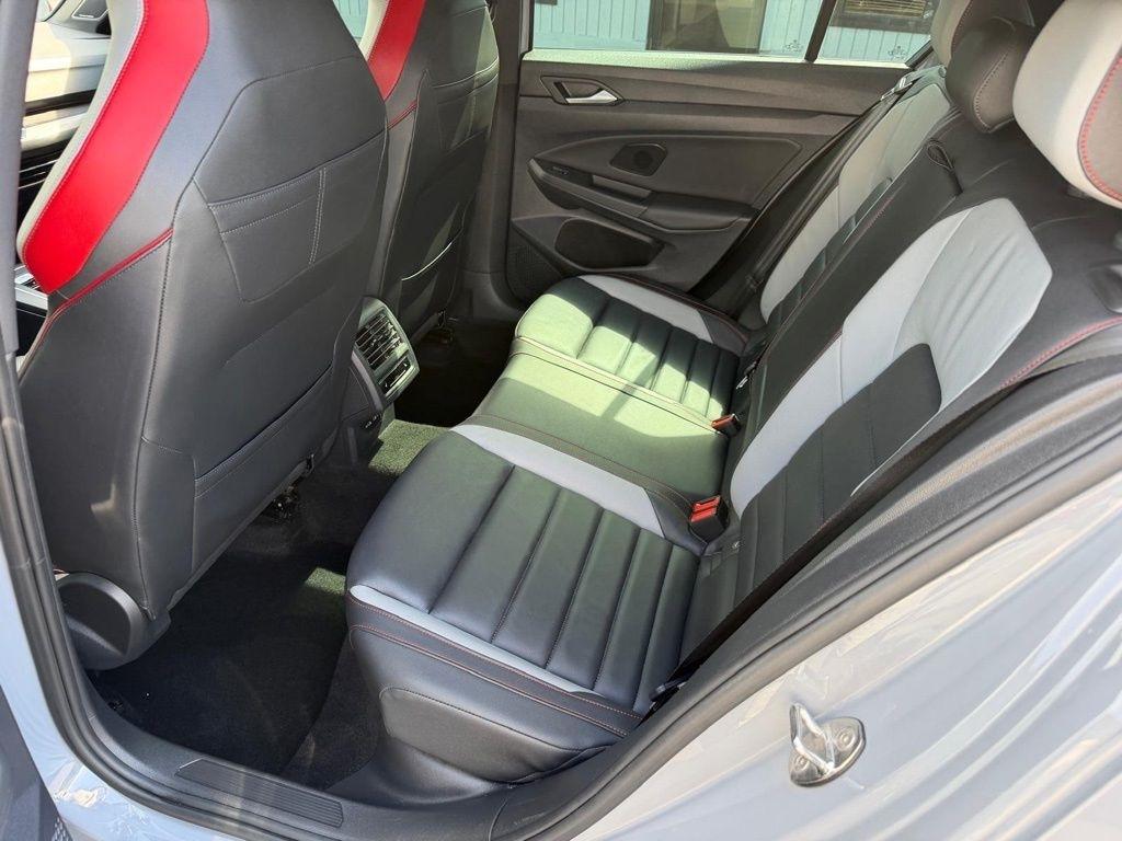 Volkswagen Golf GTI Autobahn 7A 2022