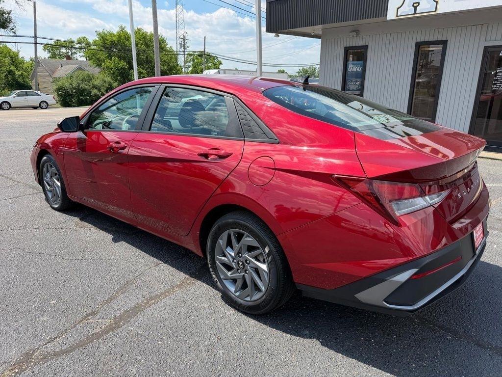 Hyundai Elantra SEL 2024