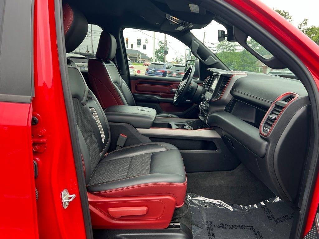 RAM 1500 Rebel Crew Cab SB 4WD 2019