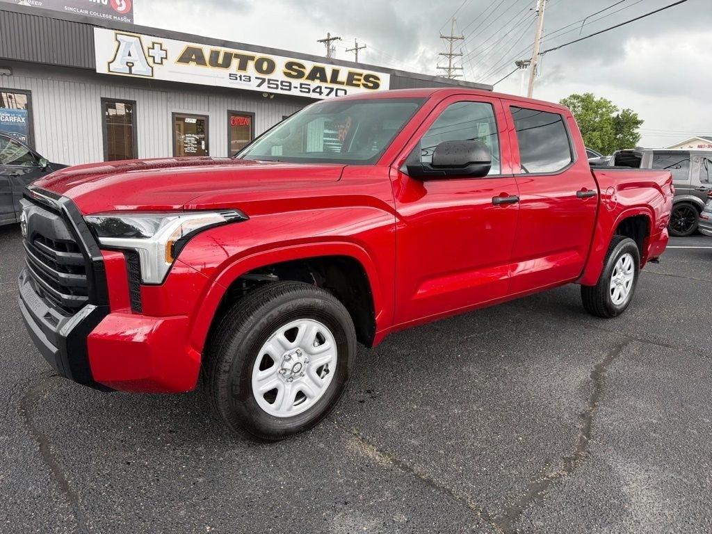 Toyota Tundra SR CrewMax 4WD 2024