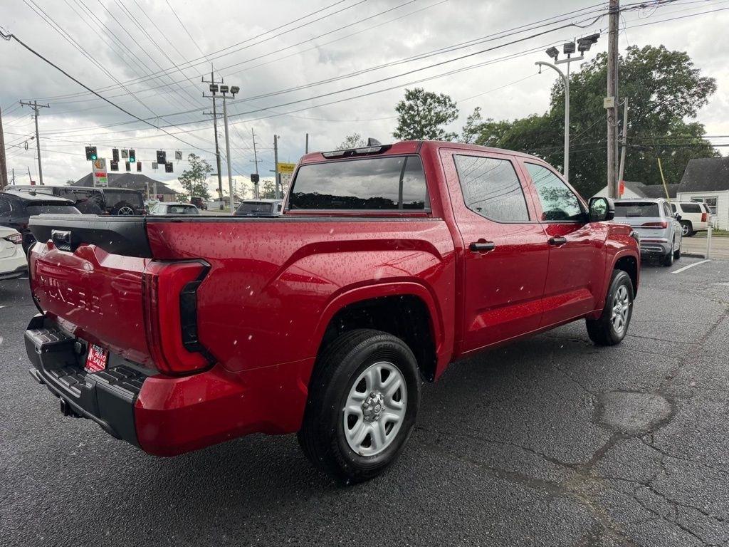 Toyota Tundra SR CrewMax 4WD 2024