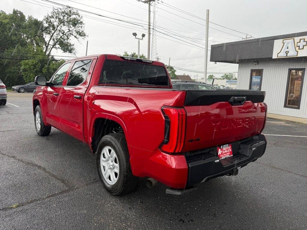 Toyota Tundra SR CrewMax 4WD 2024