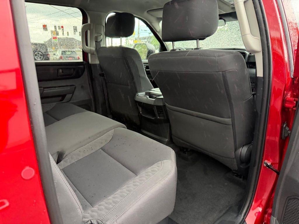Toyota Tundra SR CrewMax 4WD 2024