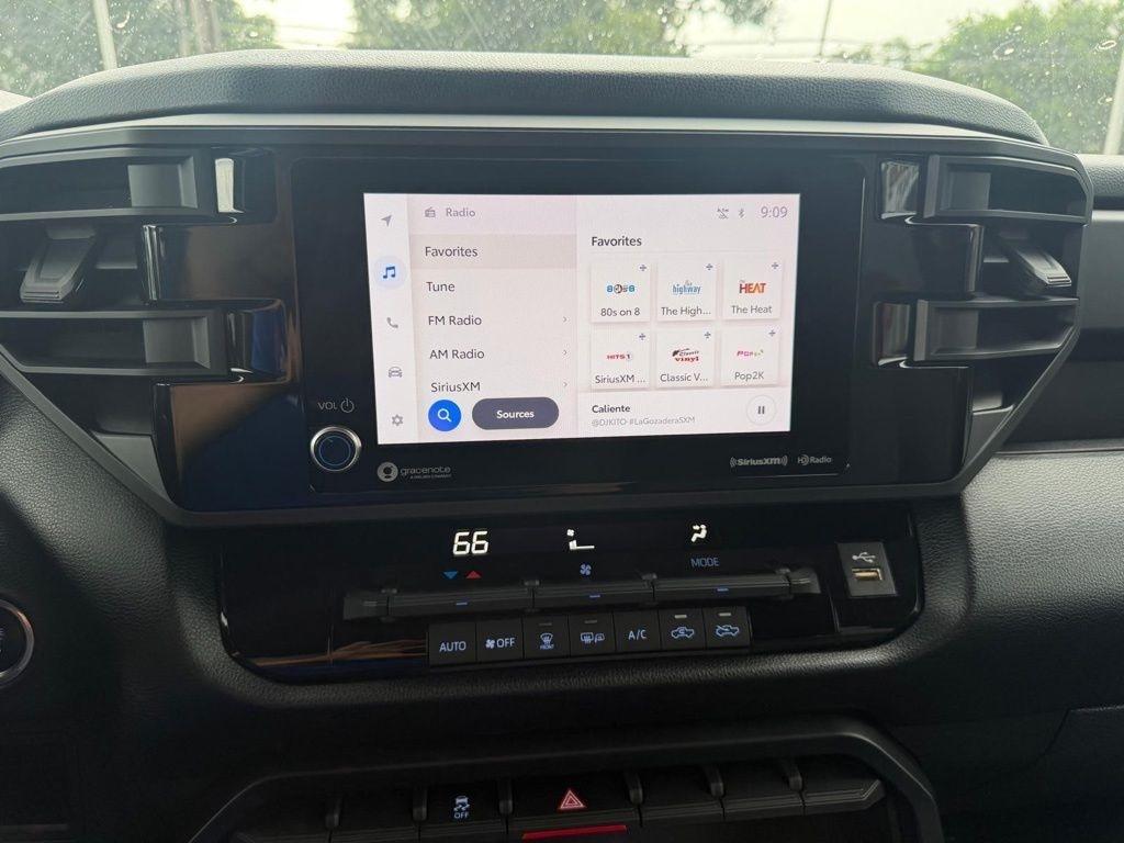 Toyota Tundra SR CrewMax 4WD 2024
