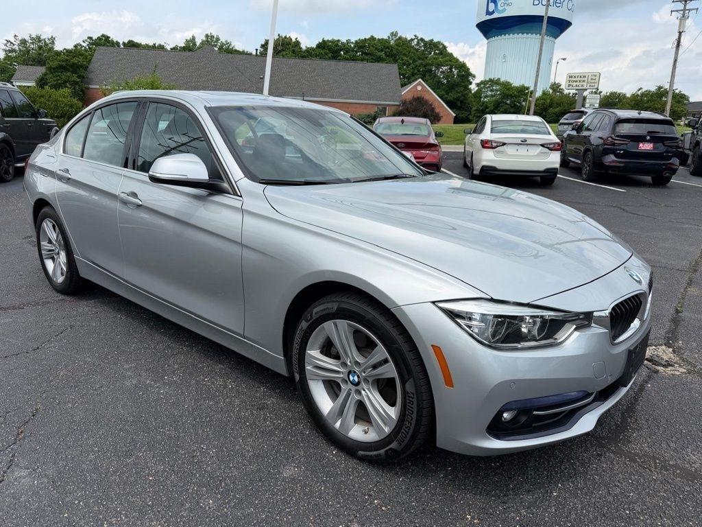 BMW 3-Series 330i xDrive SULEV Sedan 2018