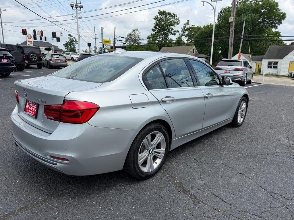 BMW 3-Series 330i xDrive SULEV Sedan 2018