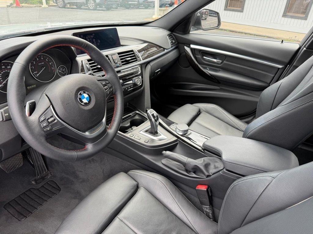 BMW 3-Series 330i xDrive SULEV Sedan 2018