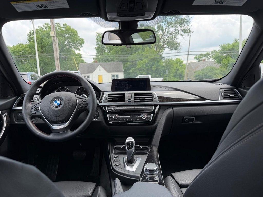 BMW 3-Series 330i xDrive SULEV Sedan 2018