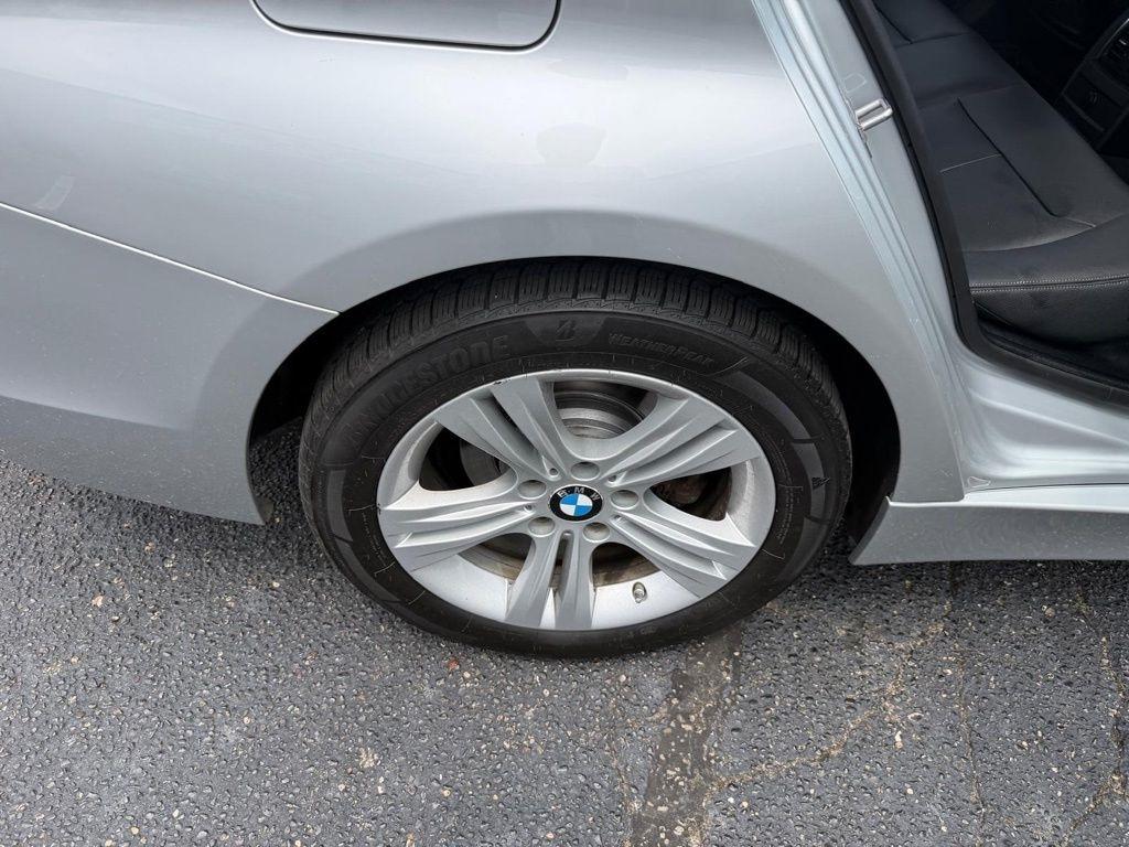 BMW 3-Series 330i xDrive SULEV Sedan 2018