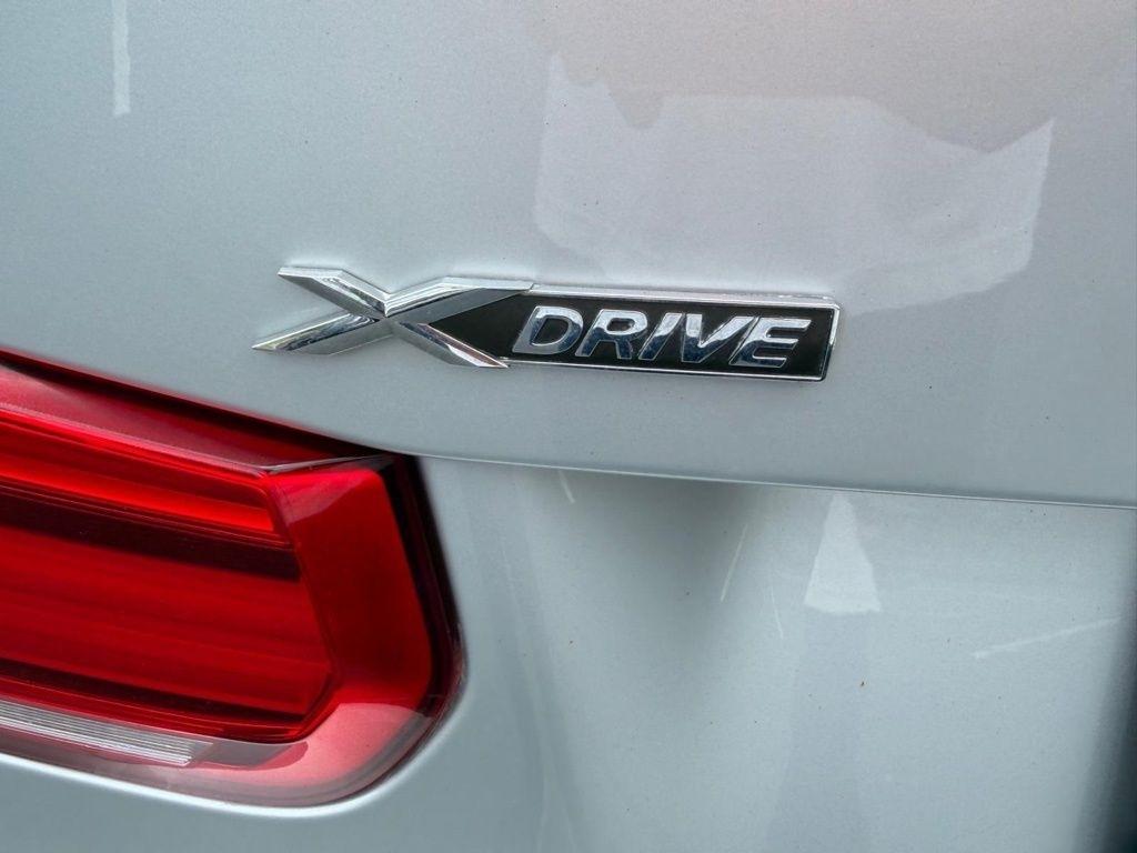 BMW 3-Series 330i xDrive SULEV Sedan 2018