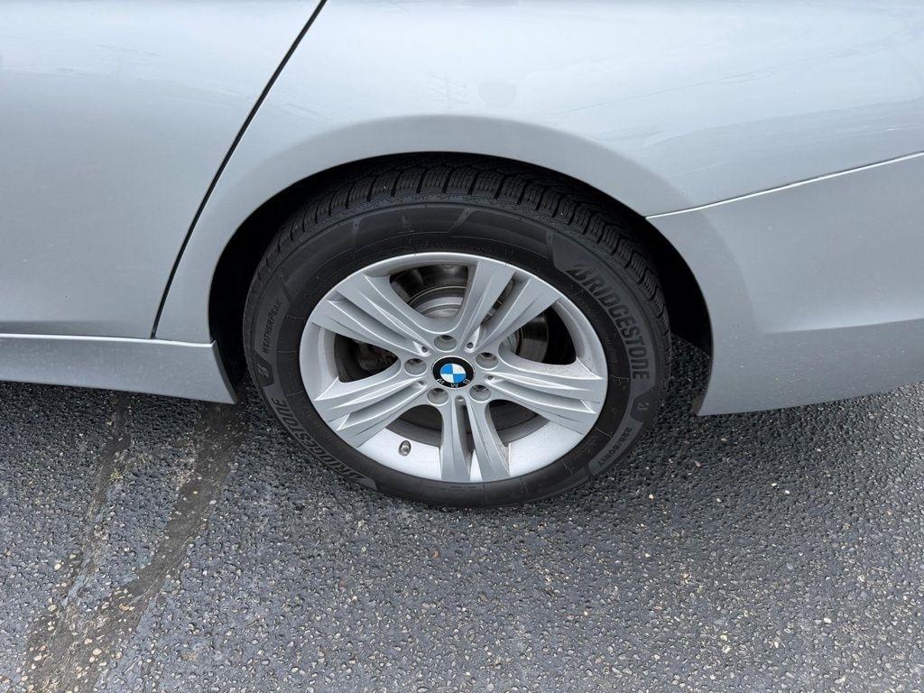 BMW 3-Series 330i xDrive SULEV Sedan 2018