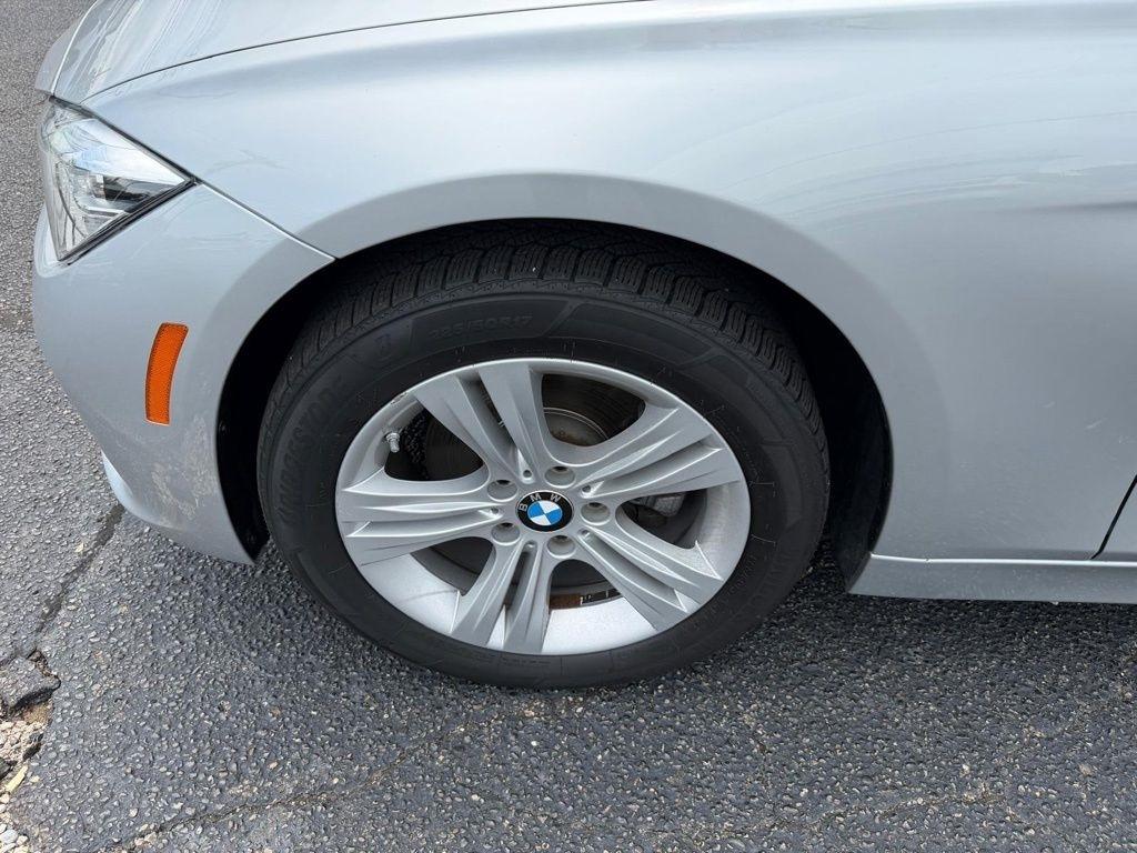 BMW 3-Series 330i xDrive SULEV Sedan 2018
