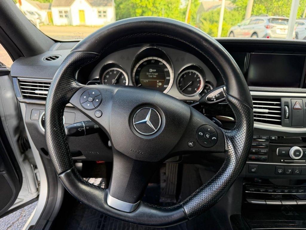 Mercedes-Benz E-Class E350 Sedan 4MATIC 2011