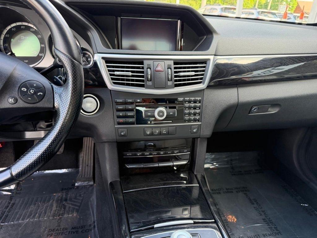 Mercedes-Benz E-Class E350 Sedan 4MATIC 2011