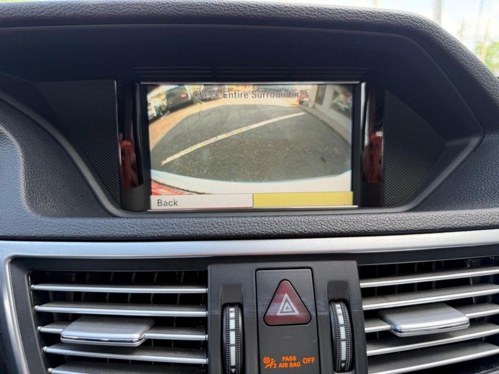 Mercedes-Benz E-Class E350 Sedan 4MATIC 2011