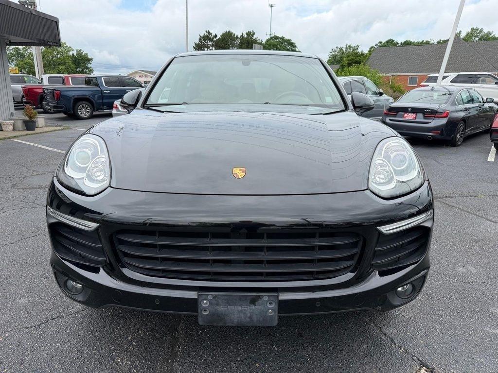 Porsche Cayenne Base 2016