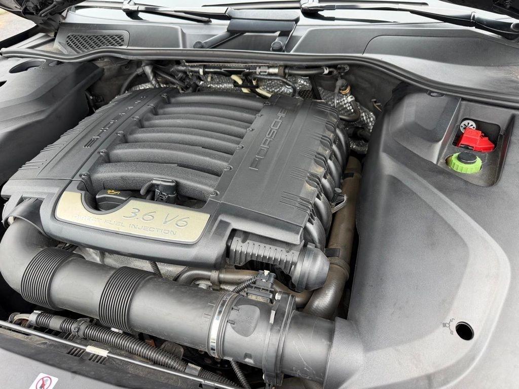 Porsche Cayenne Base 2016
