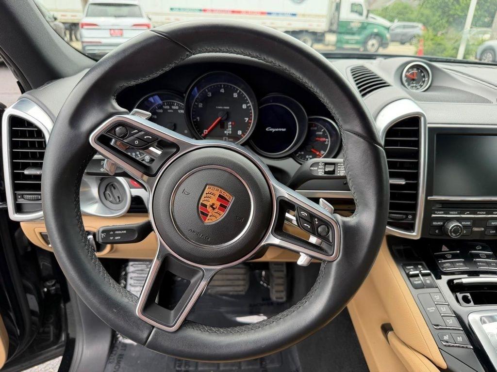 Porsche Cayenne Base 2016