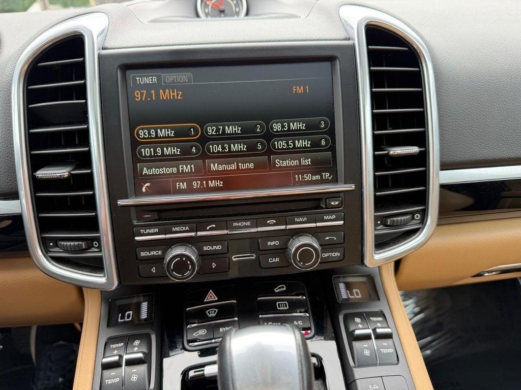 Porsche Cayenne Base 2016