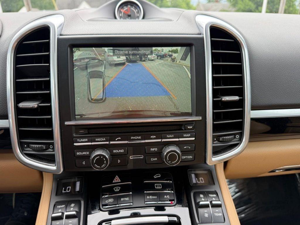 Porsche Cayenne Base 2016