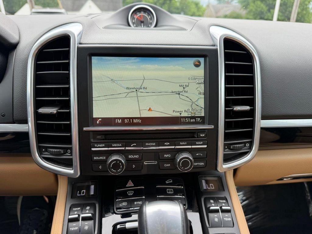 Porsche Cayenne Base 2016