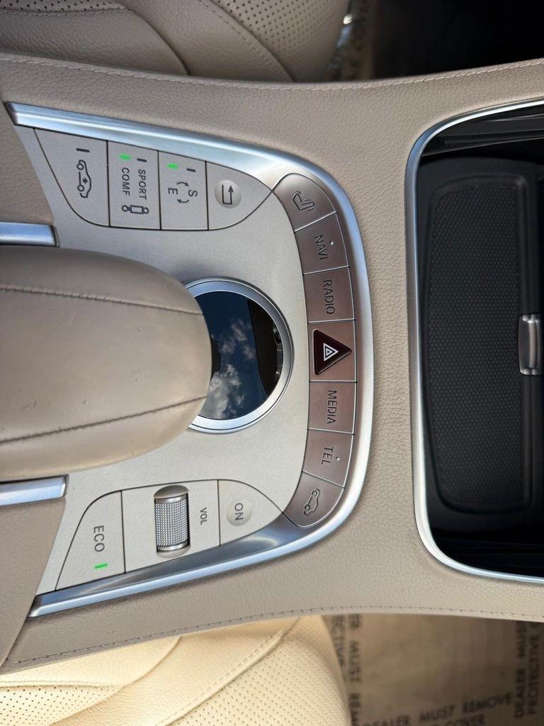 Mercedes-Benz S-Class S550 4MATIC 2014