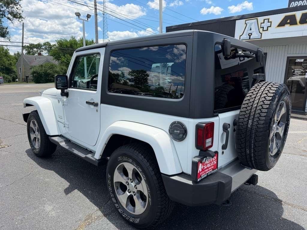 Jeep Wrangler Sahara 4WD 2017