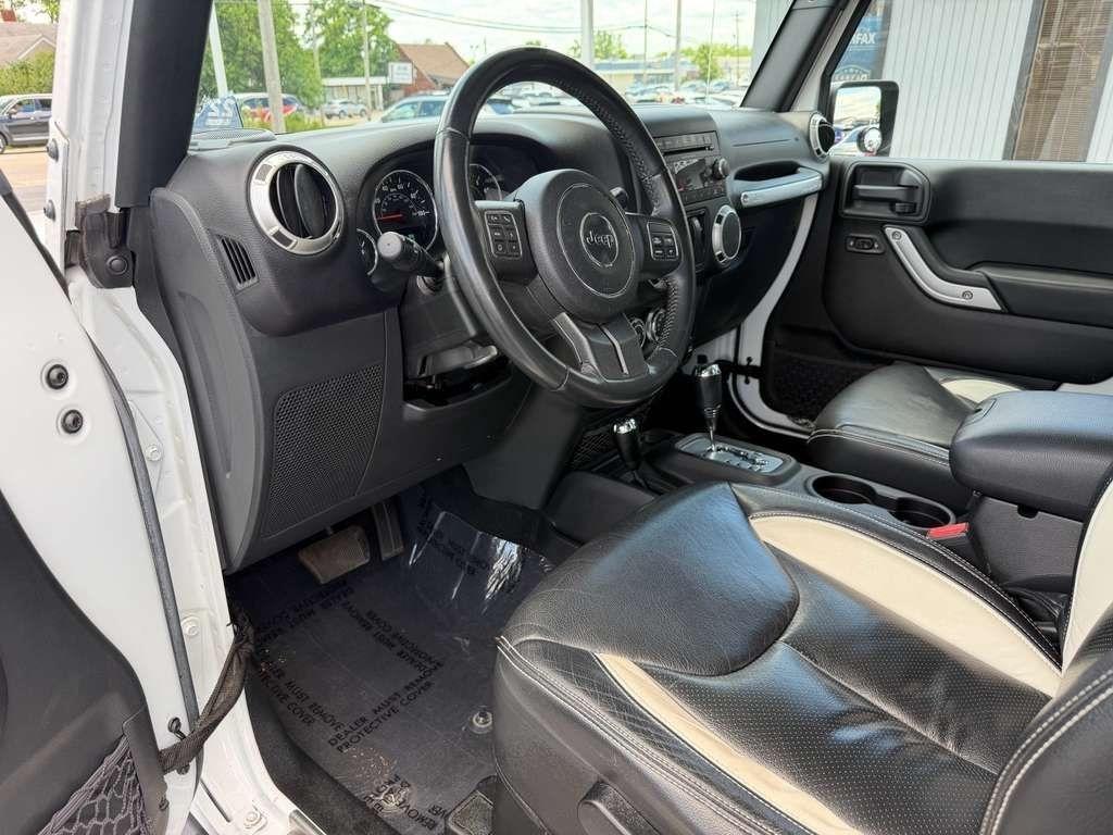 Jeep Wrangler Sahara 4WD 2017