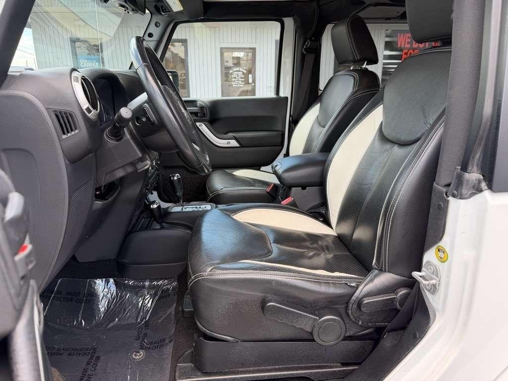 Jeep Wrangler Sahara 4WD 2017