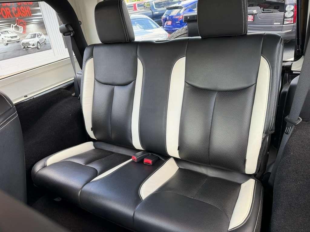 Jeep Wrangler Sahara 4WD 2017