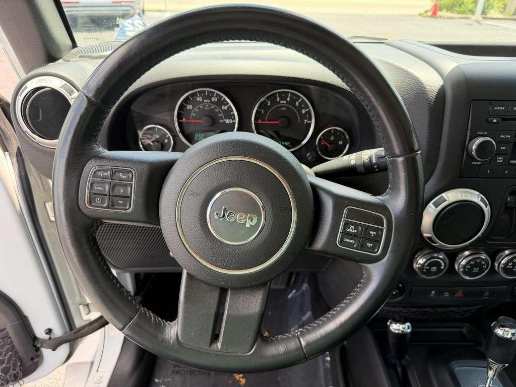 Jeep Wrangler Sahara 4WD 2017