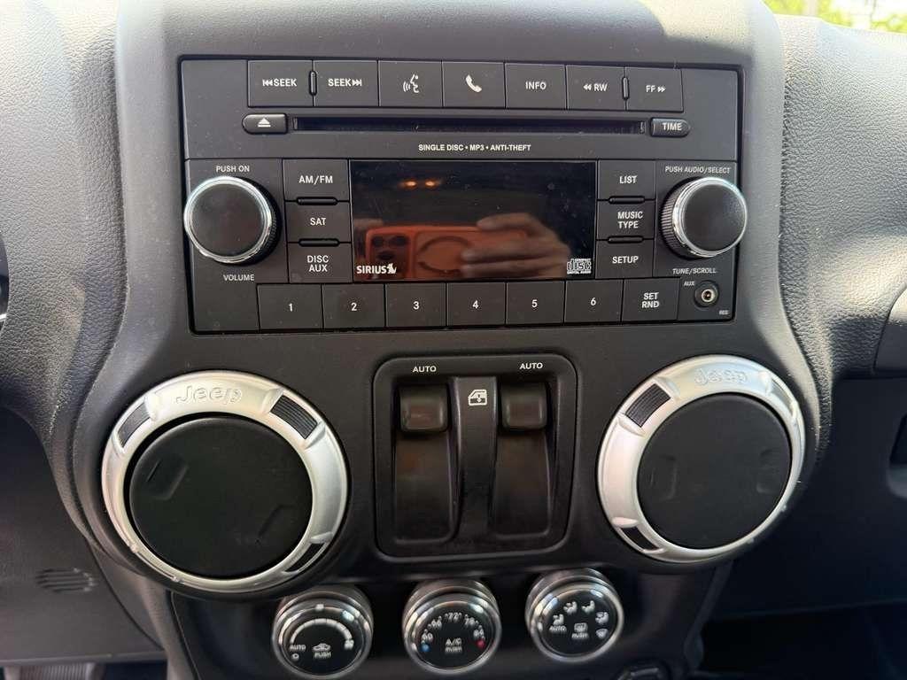 Jeep Wrangler Sahara 4WD 2017