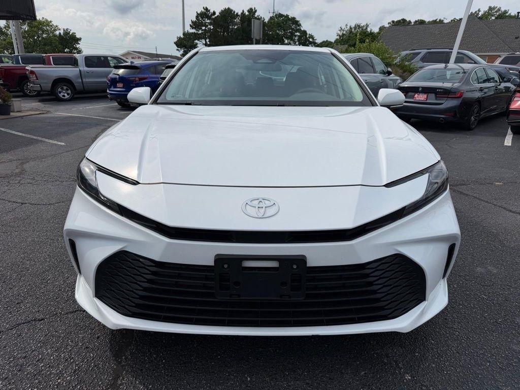 Toyota Camry Hybrid LE 2025