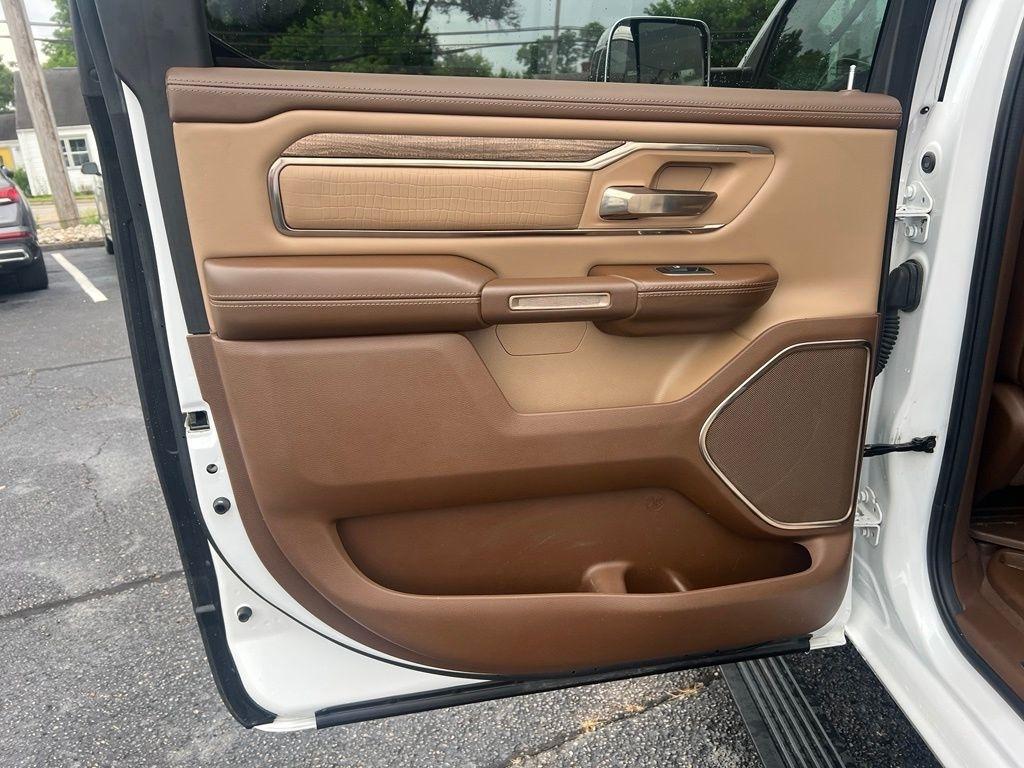 RAM 1500 Big Horn Crew Cab LWB 4WD 2019