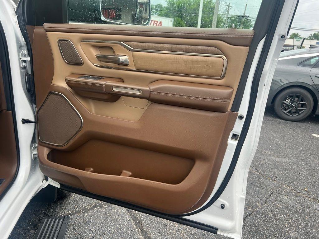RAM 1500 Big Horn Crew Cab LWB 4WD 2019